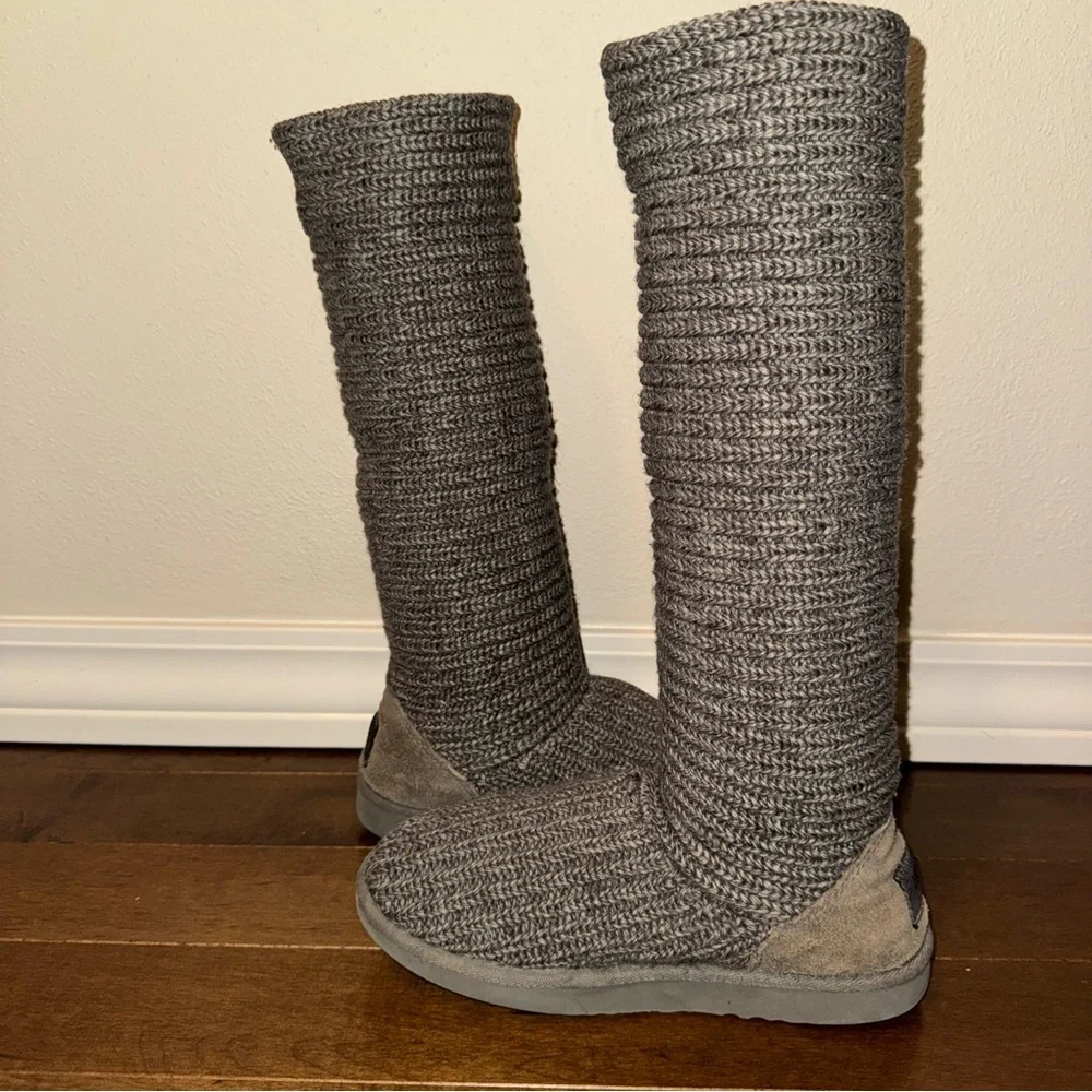 UGG Boots Gray Cardy Sweater Tall or Short Boots Size 7 - Picture 7 of 16